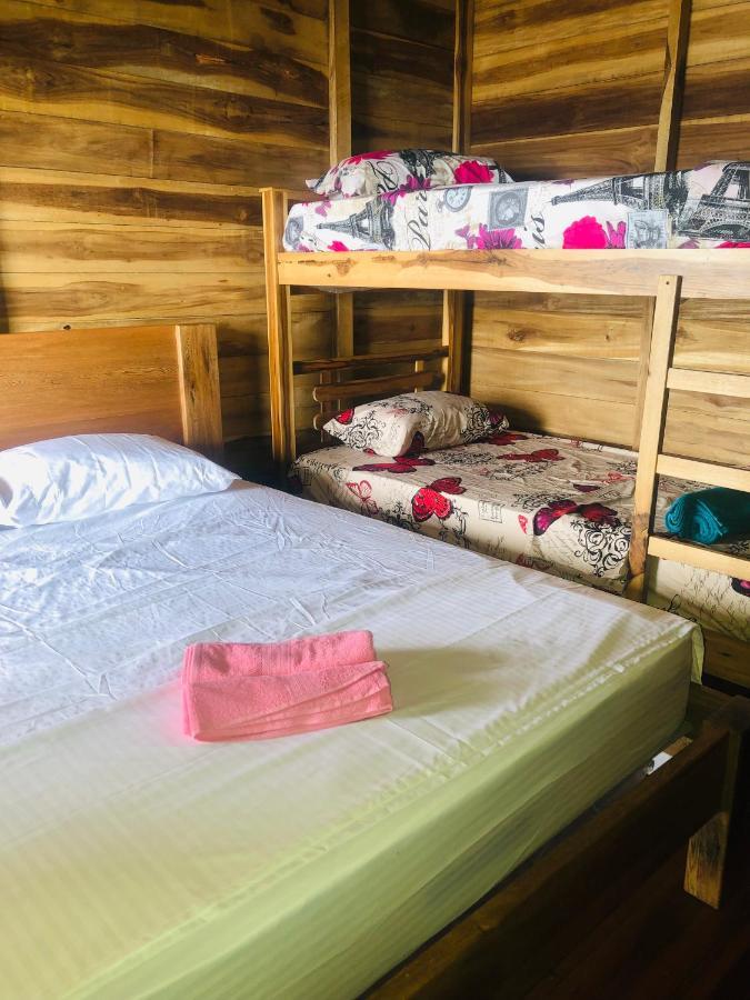 Palm Beach Hostal Guachaca Luaran gambar
